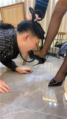 图片[7]_【尤黎】骑马胯下辱/高跟黑丝碾压踩/脏鞋清理器_HD绳艺资源