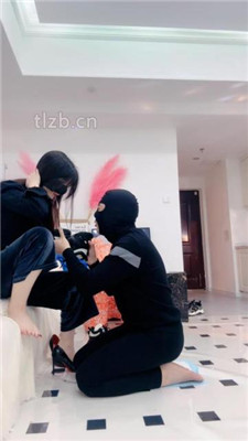 图片[6]_【不期而遇】鞋底就是你的亲妈-醒酒器里的圣水_HD绳艺资源