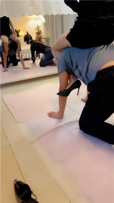 图片[4]_【苒溪】两兄弟一起应聘家奴-相互争宠发骚【上】_HD绳艺资源