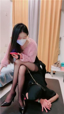 图片[6]_【Rina】黑丝诱惑美腿恋足舔_HD绳艺资源