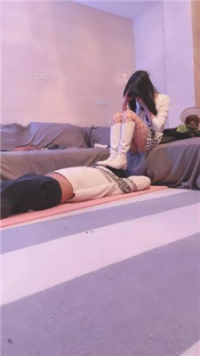 图片[20]_【琦琦小主】跪舔网袜美腿/长靴踩踏训练_HD绳艺资源