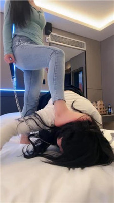 图片[18]_【小x大王】母畜-手深喉/sp训练/骑狗脖/臭脚踩狗头_HD绳艺资源