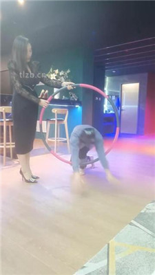 图片[12]_【咩祖】跪舔高跟脏鞋/碾压踩狗头/舔鞋底口水/赏赐圣水_HD绳艺资源