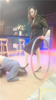 图片[14]_【咩祖】跪舔高跟脏鞋/碾压踩狗头/舔鞋底口水/赏赐圣水_HD绳艺资源