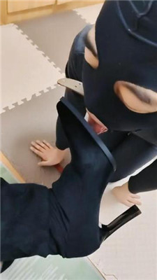 图片[7]_【平凡】长靴踩虐/训练/转胯爬行_HD绳艺资源