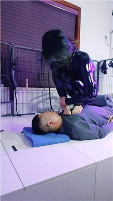 图片[7]_【诗琪】皮衣女神调-踩踏/抽耳光/磕头_HD绳艺资源