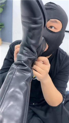 图片[3]_【辣姐】长靴踩踏/下跪伺候/清理泥巴鞋底_HD绳艺资源