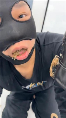 图片[17]_【辣姐】长靴踩踏/下跪伺候/清理泥巴鞋底_HD绳艺资源