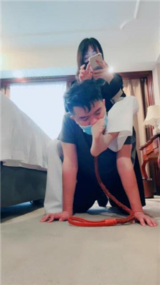 图片[6]_【紫琳】转胯爬行/sp/肉丝高跟舔/揪耳朵/人肉座椅/鞋跟插嘴_HD绳艺资源