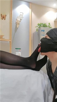 图片[10]_【蓝蓝大S】黑丝原味脚恋足舔_HD绳艺资源