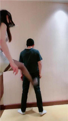 图片[5]_【美娜格格】车模S-身高差-揪耳朵/耳光/黑丝高跟踢踹_HD绳艺资源