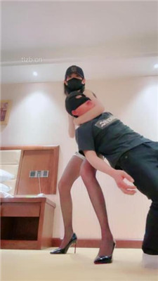 图片[10]_【美娜格格】车模S-身高差-揪耳朵/耳光/黑丝高跟踢踹_HD绳艺资源