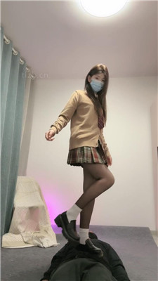 图片[8]_【樱子大人】JK学院S-黑丝皮鞋白袜虐-耳光踩踏_HD绳艺资源