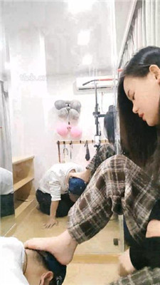 图片[9]_【晗主】开发素人小姐姐恋足调【上中合集】_HD绳艺资源