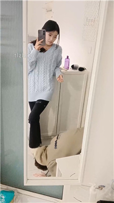 【小S】姐姐是绳艺导师系列-对运动鞋白袜犯贱_HD绳艺资源