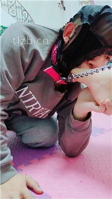 图片[5]_【高跟姐姐】内裤套头/鞋垫面包喂食/品尝裸足【完整版】_HD绳艺资源