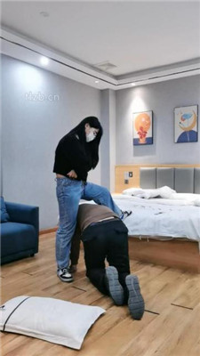 图片[3]_【阿北】班主任居然说想舔我的脏鞋_HD绳艺资源