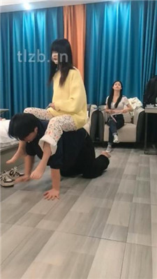 图片[12]_【阳阳】姐妹花臭脚臭袜辱-训练/转胯骑马踩踏_HD绳艺资源