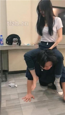 图片[14]_【阳阳】姐妹花臭脚臭袜辱-训练/转胯骑马踩踏_HD绳艺资源