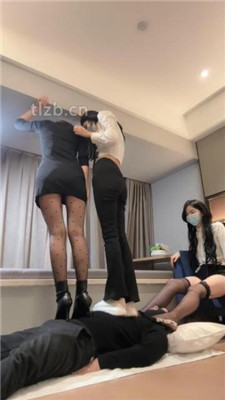 图片[5]_【虞姬】3S-高跟/小白鞋全体重踩踏-耳光/臭脚捂脸【完整版】_HD绳艺资源