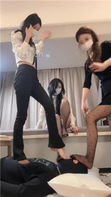 图片[17]_【虞姬】3S-高跟/小白鞋全体重踩踏-耳光/臭脚捂脸【完整版】_HD绳艺资源