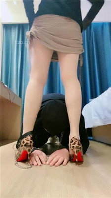 图片[4]_【缘彼大大】深喉/咀嚼物喂食/圣水/恋足舔_HD绳艺资源