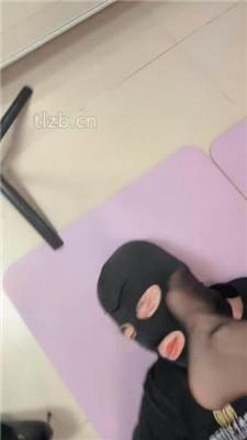 图片[13]_【苒溪】高跟黑丝诱惑舔/耳光/嘴叼鞋插嘴_HD绳艺资源