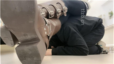 图片[7]_【zaizz】狗链拴狗/长靴踩/转胯爬行_HD绳艺资源