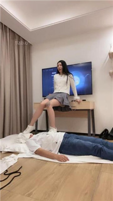 图片[8]_【陈甜女帝】精神小妹S-小白鞋全体重蹦迪_HD绳艺资源