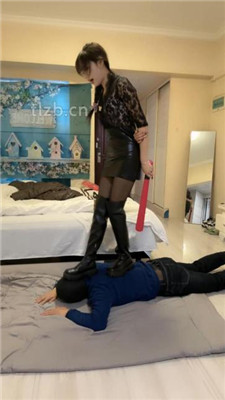 图片[13]_【柯儿大小姐】绳艺导师的长靴-踩踏提档_HD绳艺资源