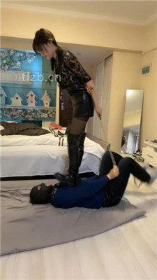 图片[15]_【柯儿大小姐】绳艺导师的长靴-踩踏提档_HD绳艺资源