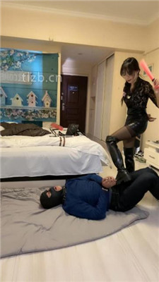 图片[17]_【柯儿大小姐】绳艺导师的长靴-踩踏提档_HD绳艺资源