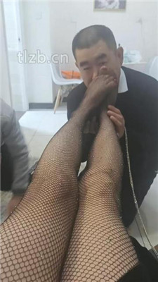 图片[5]_【乐爷】双S-玩弄脚底下贱父子狗_HD绳艺资源