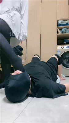 图片[20]_【小羊】黑丝脚踩踏/抽耳光/掐脖掐乳_HD绳艺资源