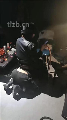 图片[11]_【乐爷】KTV聚会公开处刑-长靴踩虐踢踹_HD绳艺资源