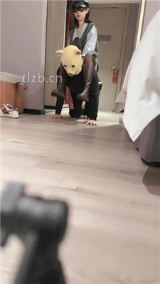 图片[8]_【娜娜米】舔脏靴子玉足/脚踩喂食【完整版】_HD绳艺资源