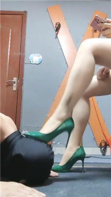 图片[11]_【东营天香百合】高跟诱惑/胯下辱/人肉坐垫/喂口水_HD绳艺资源