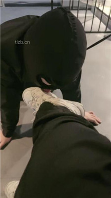 图片[6]_【黑兔】严刑逼供教训犯人-舔脏老爹鞋/吊绑虐打/狗链遛狗_HD绳艺资源