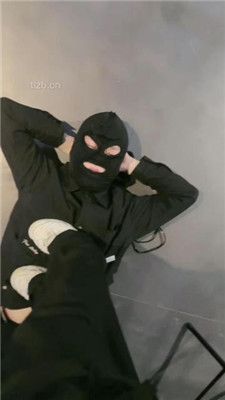 图片[13]_【黑兔】严刑逼供教训犯人-舔脏老爹鞋/吊绑虐打/狗链遛狗_HD绳艺资源