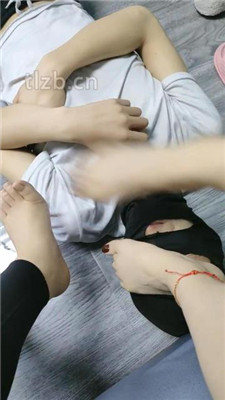 图片[5]_【尤尤子】双S-原味脚裸足狂舔【双视角版】_HD绳艺资源