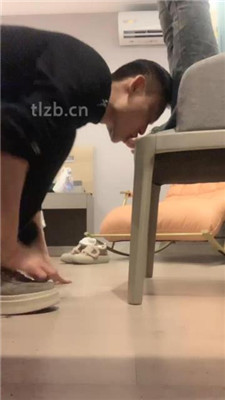 【娩娩大魔王】绿帽前男友裸足狂舔【上】_HD绳艺资源