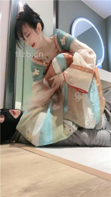 图片[11]_【奶味小仙女】汉服小姐姐-脏鞋碾压踩/sp/耳光/白丝诱惑/骑马_HD绳艺资源