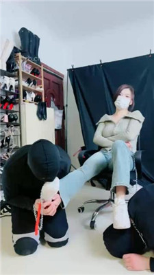 图片[13]_【甜心教主】空军一号-白袜高难度挑战虐双奴_HD绳艺资源