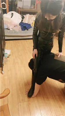 图片[8]_【诗琪】骨头口塞/长靴踩虐/训练腿绞【双视角版】_HD绳艺资源