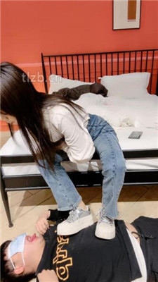 图片[3]_【珂儿大小姐】全体重踩踏/提档/舔脏鞋底/闻鞋窝_HD绳艺资源