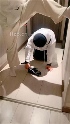 图片[6]_【大小姐】双S-裸足白袜脚狂舔/舔脏鞋_HD绳艺资源