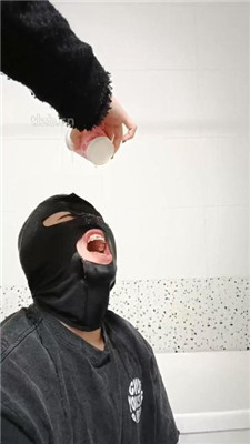 图片[13]_【小殿下】下班回来虐家奴-拖鞋耳光/踢踹训练/跪求圣水_HD绳艺资源