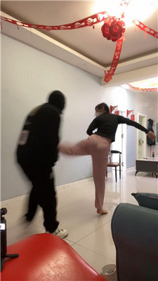 图片[8]_【精神小妹】跆拳道妹妹真人靶训练_HD绳艺资源