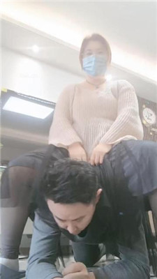 图片[6]_【嗯哼】暴揍-狠抽耳光/掐乳/白袜脚捂脸_HD绳艺资源