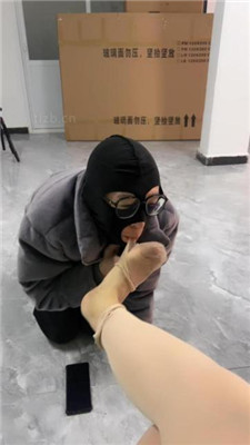 图片[4]_【喵主】近距离原味鞋袜恋足舔_HD绳艺资源